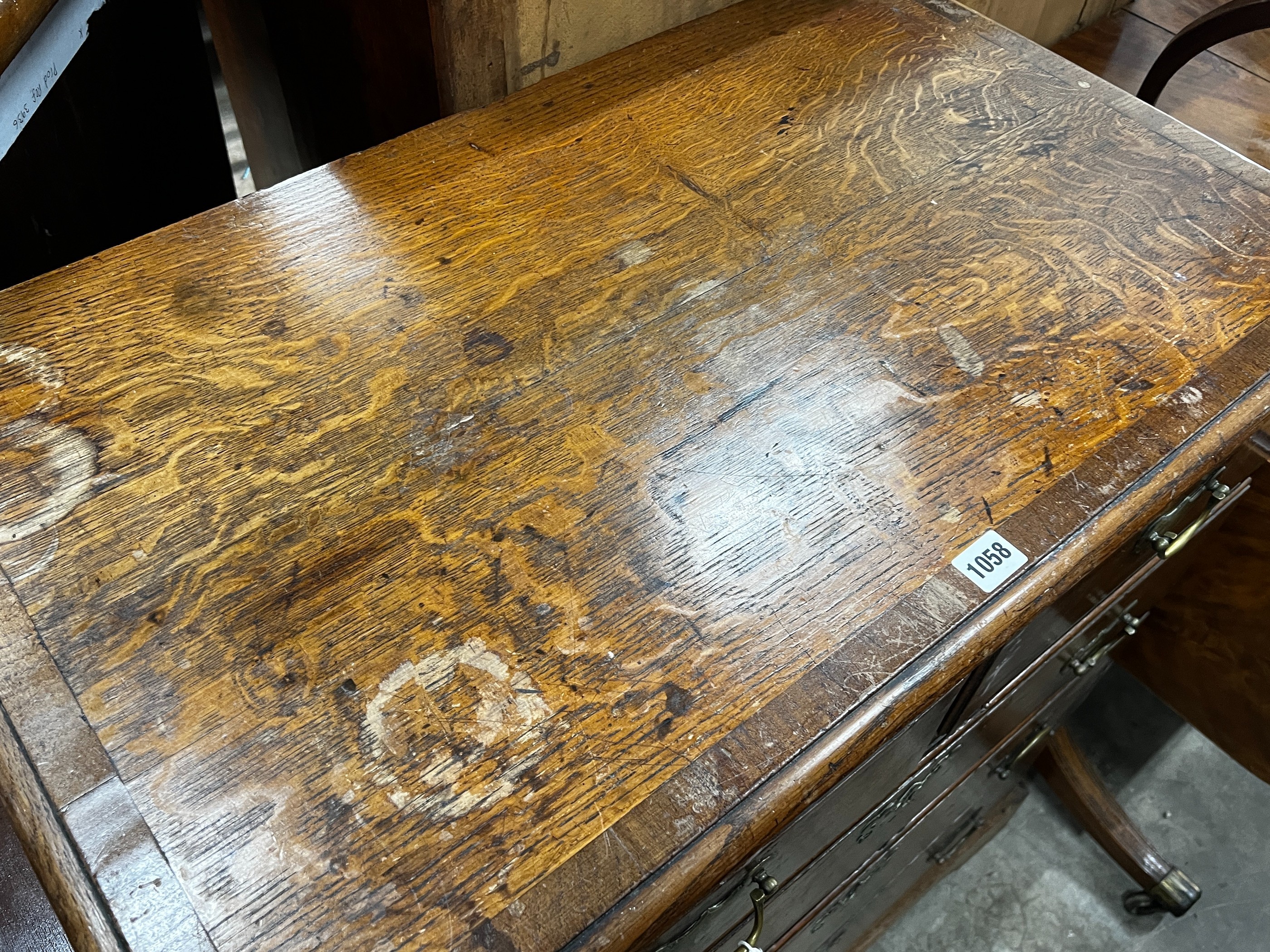 A George III mahogany banded oak chest of drawers, width 81cm, depth 49cm, height 92cm